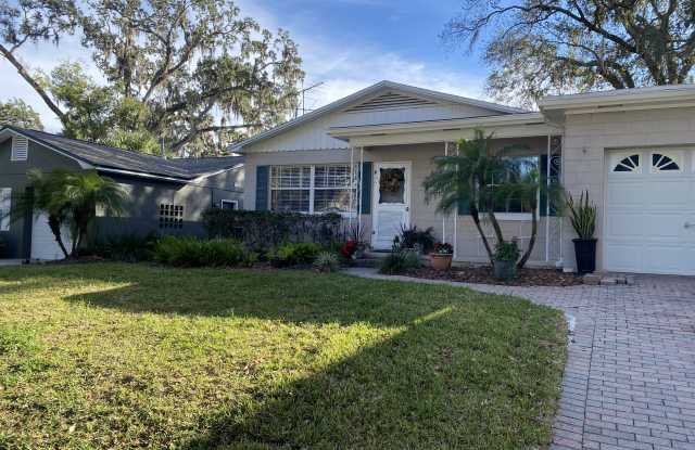 612 Stetson Street photos photos