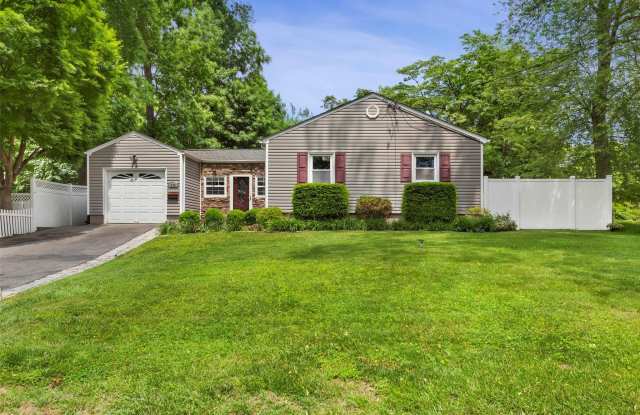256 Round Hill Drive photos photos