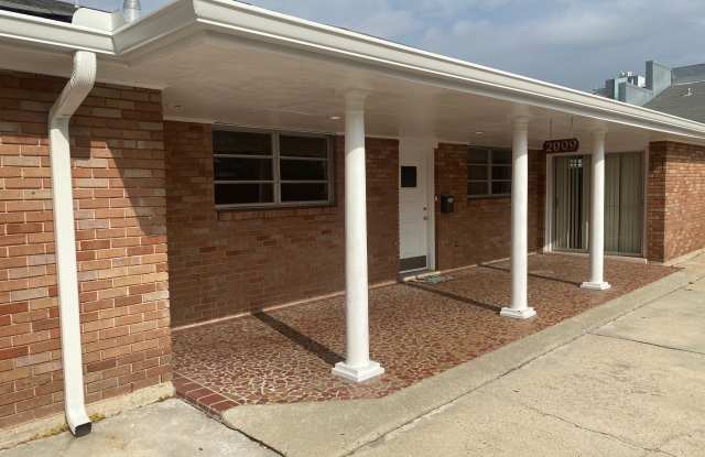 2009 Athania Pkwy photos photos