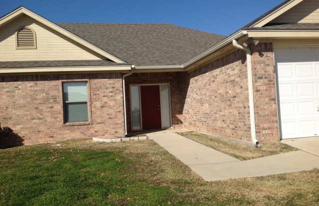 Surrey Ridge Duplex photos photos