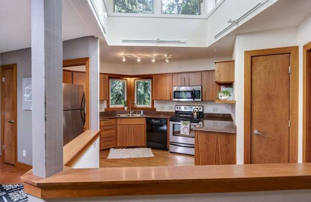 6002 Hammersley Road photos photos