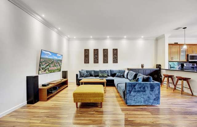 6555 Via Regina photos photos