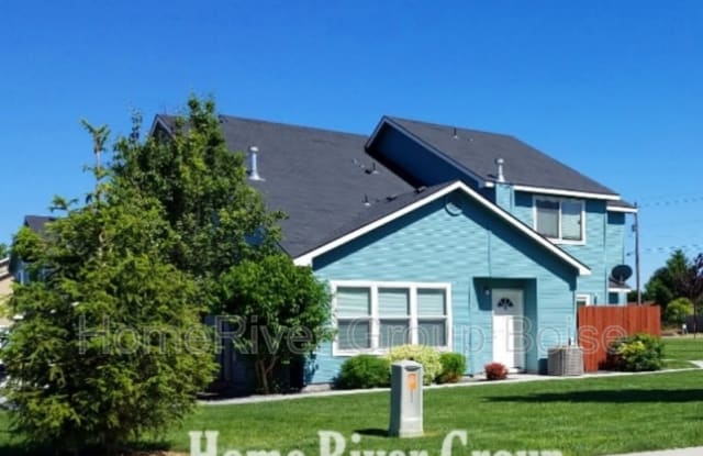 1304 S Ivy St photos photos