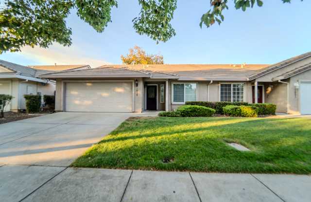 3 bedrrom 2 bath in Yuba City - 1059 Arbor Drive, Yuba City, CA 95991