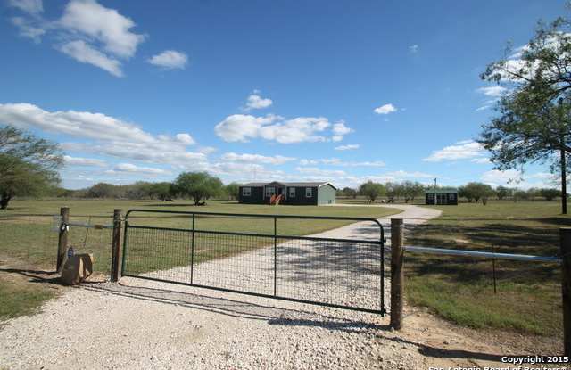 Welcome home to 8600 Loop 1604! photos photos