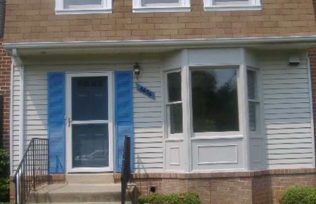 4456 Starling Ct - 4456 Starling Court, Dale City, VA 22193