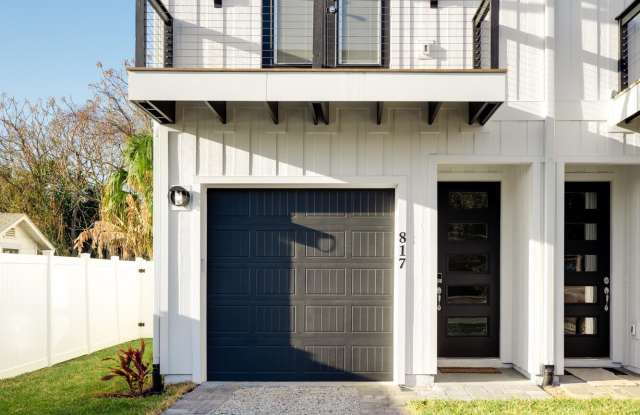 817 7TH Avenue S photos photos