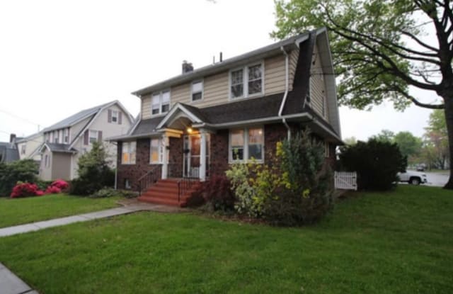 4 Sunnycrest Ave - 4 Sunnycrest Avenue, Clifton, NJ 07013