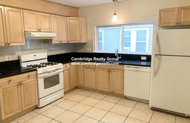 11 Lewis St. photos photos