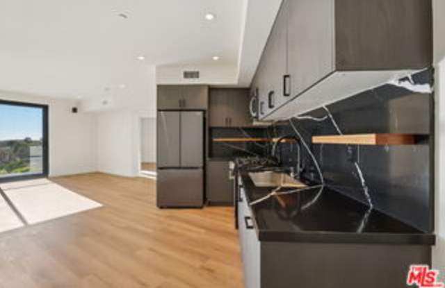 1110 Spaulding Avenue Gallery 1