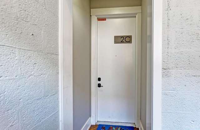 808 Elm Street Gallery 4
