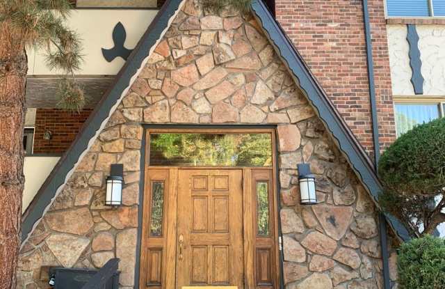 1 Bedroom 1 Bathroom in Congress Park **Move-In Special** photos photos 1 Bedroom 1 Bathroom in Congress Park **Move-In Special** photos photos