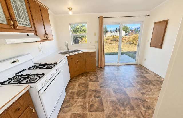 102 Palmer Avenue - 1 Gallery 2