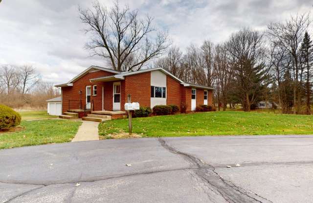 Shelby Schools, 3+ Bedrooms, Next to 1st Baptist Church! - 187 South Gamble Street, Shelby, OH 44875 Shelby Schools, 3+ Bedrooms, Next to 1st Baptist Church! - 187 South Gamble Street, Shelby, OH 44875