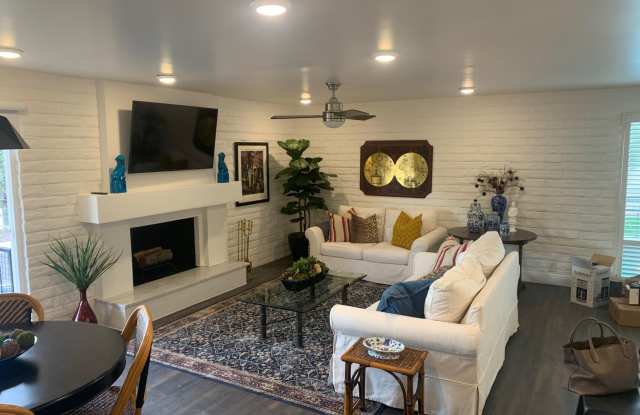7401 E NORTHLAND Drive Gallery 2