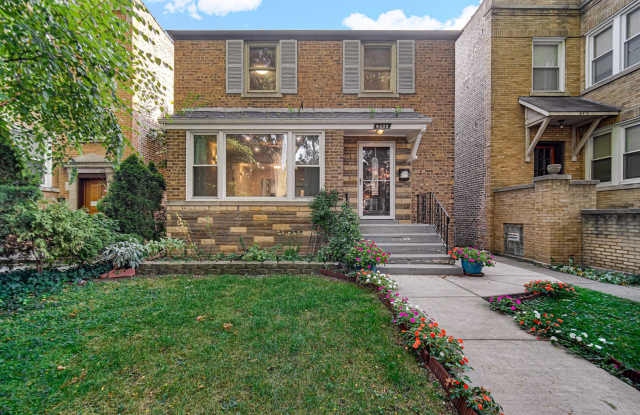 6423 N Seeley Avenue - 6423 North Seeley Avenue, Chicago, IL 60645
