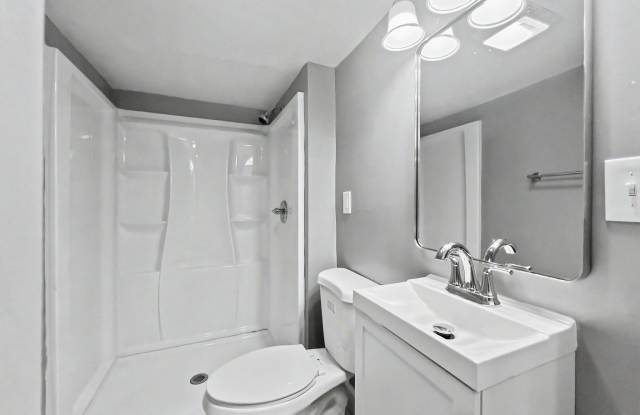 5900 HAMILTON Avenue Gallery 4