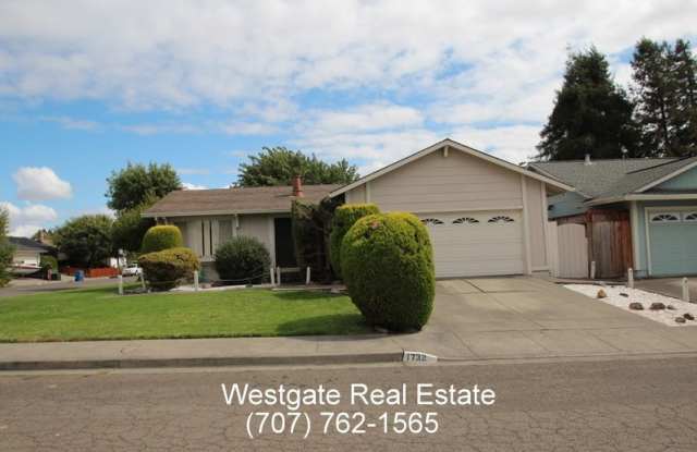 Sweet 3/2 East Petaluma Home - 1732 Pauline Way - 1732 Pauline Way, Petaluma, CA 94954