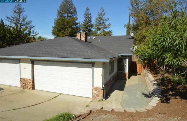 1499 Fox Hollow Ct Gallery 2