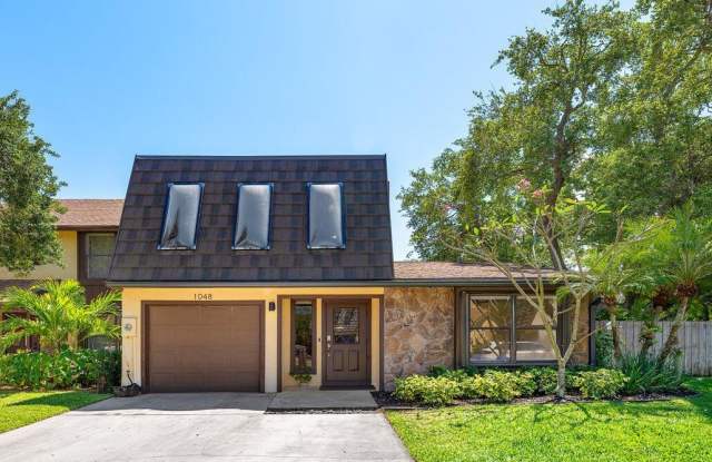 1048 Raintree Drive photos photos