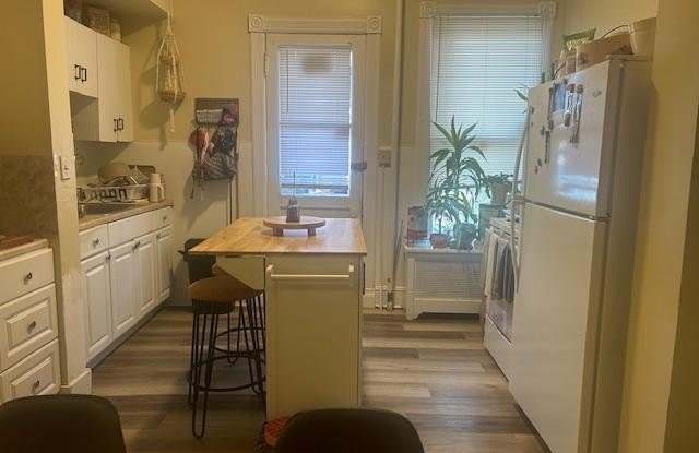 1543 Sanderson Avenue Gallery 2