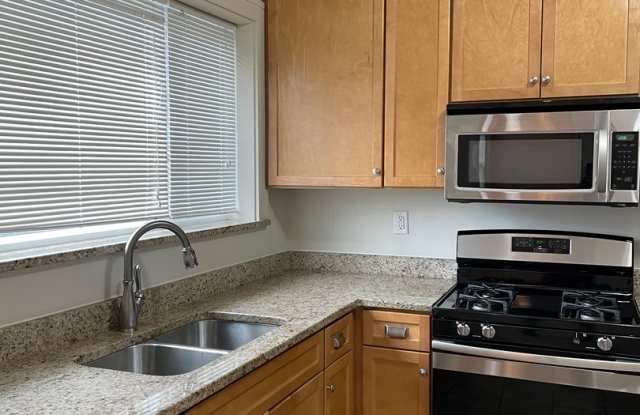 3580 Burch photos photos