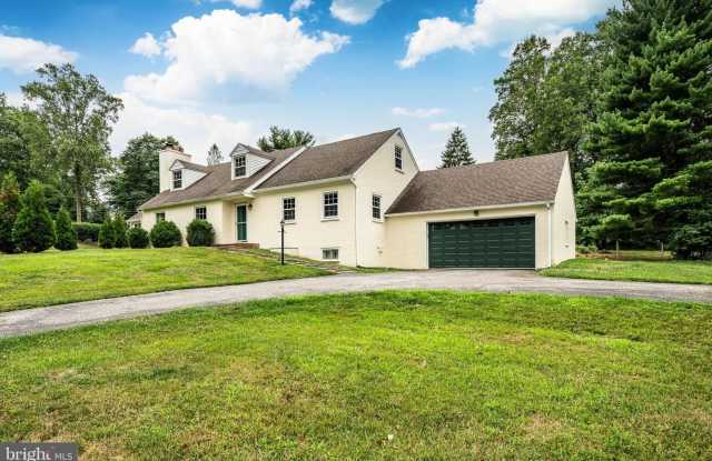 512 W VALLEY RD - 512 West Valley Road, Chester County, PA 19333