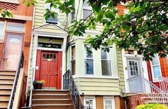 53 MONITOR ST photos photos