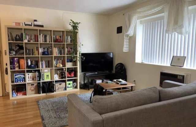 10 Scottfield Road photos photos