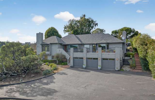 18750 Castle Hill Dr photos photos