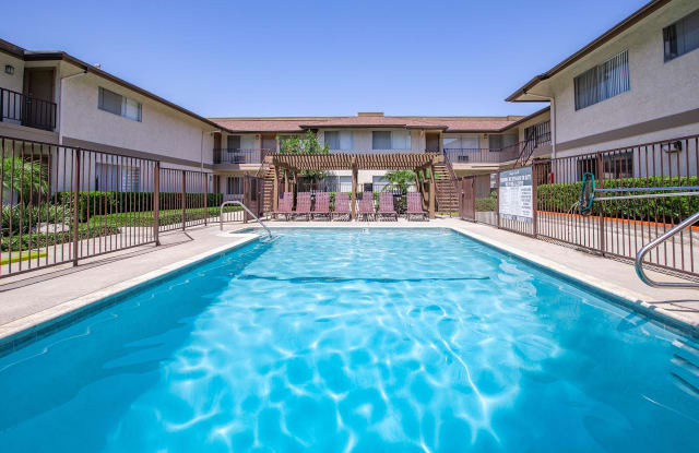 Singing Tree Apartment Homes photos photos