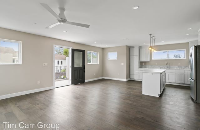 328 Cabrillo #B - 328 Cabrillo St, Costa Mesa, CA 92627