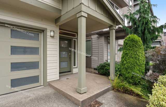 Modern 3-Bedroom Home with Spacious Bonus Room in Desirable Happy Valley! Gallery 3