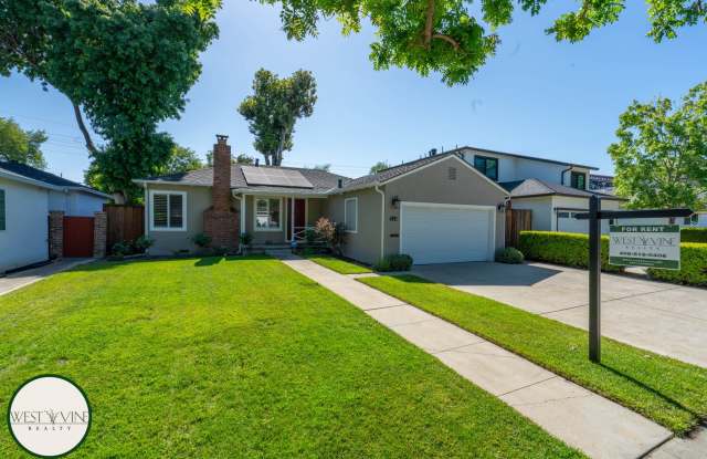 Stunning 3 Bed / 2 Bath Home | Attached Garage | Private Back Yard photos photos