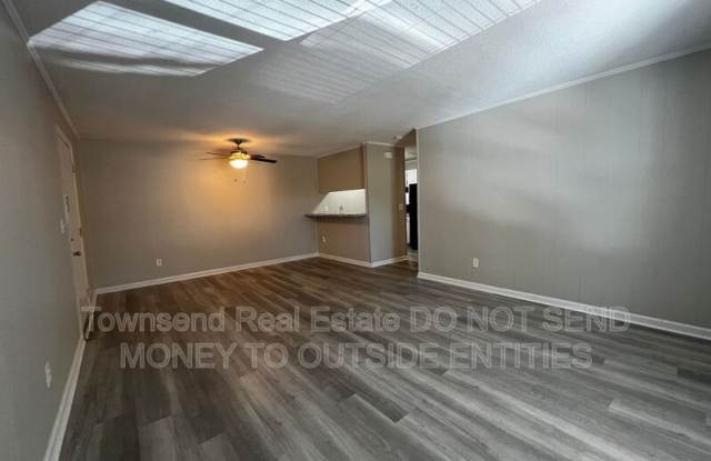5853-H Century Oaks Drive Gallery 2