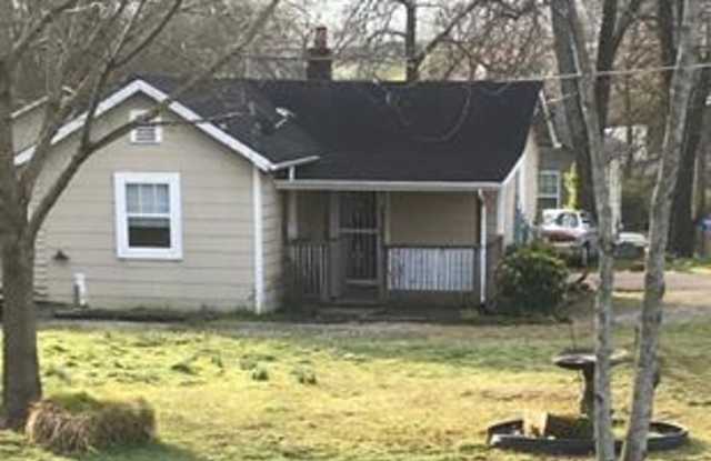 710 Belleaire Avenue - A Gallery 1