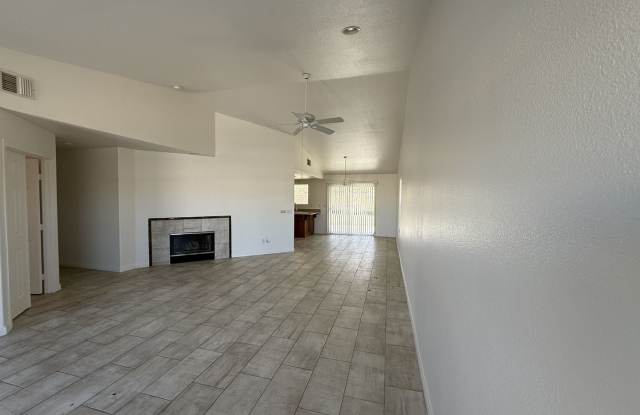 Copper Hills Home! Act Fast! Gallery 3