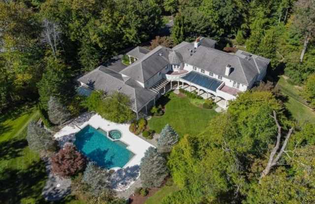 21 Stoningham Dr Gallery 2