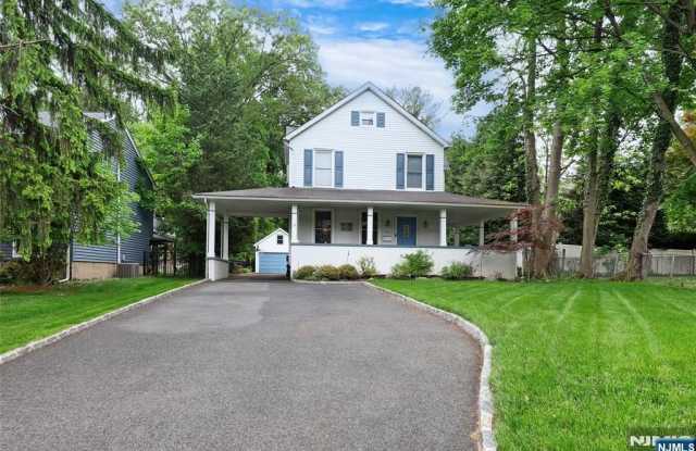 145 Arch Street 2 - 145 Arch Street, Ramsey, NJ 07446