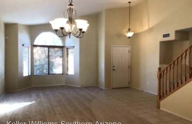 885 S. Eynon Place Gallery 4