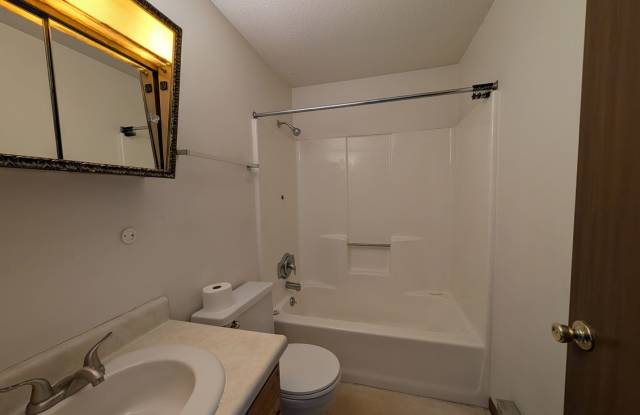 1331 Potomac Pl Gallery 4