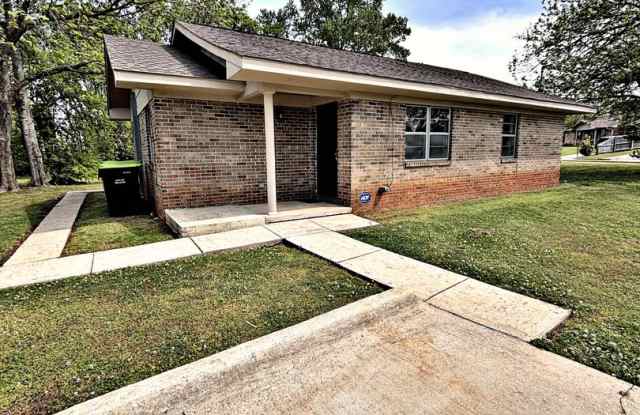 HOUSE FOR RENT - DECATUR NE photos photos