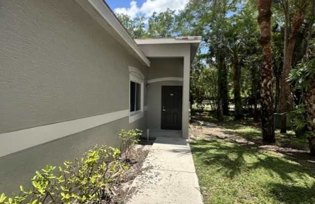 220 Crestwood Circle Gallery 2