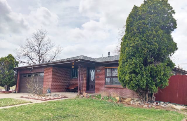 3005 Carson St - 3005 Carson Street, Aurora, CO 80011
