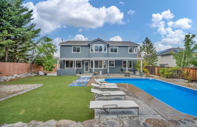 FULLY FURNISHED all utilities included with pool & private backayrd photos photos