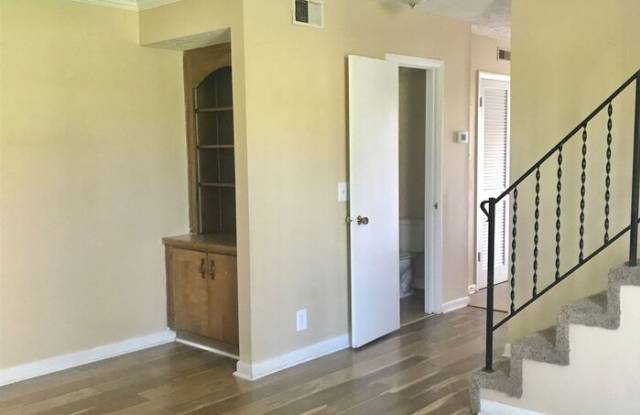 2446 Fairbrook Drive Gallery 2