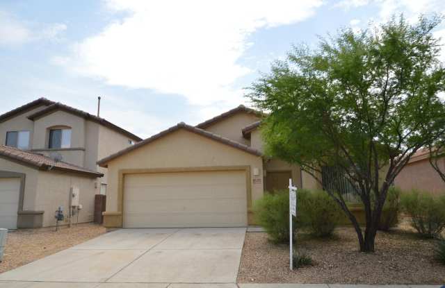 12890 E Red Iron Trail Gallery 1