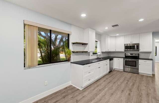 3115 NW 12 Street, Delray Beach, FL 33445 photos photos
