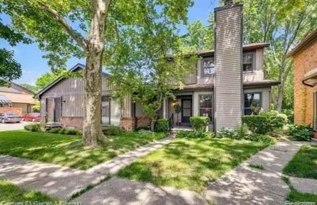 12426 Woodgate Drive photos photos