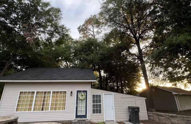 2004 Country Place Drive Gallery 1